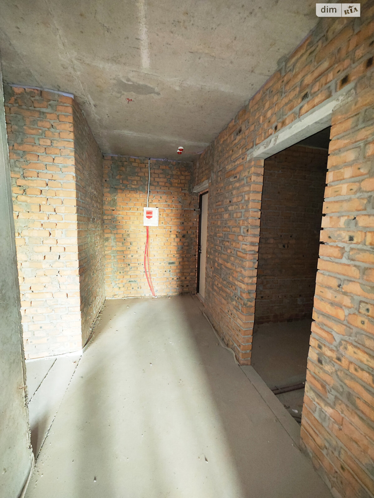 Продаж трикімнатної квартири в Києві, на вул. Золотоустівська 25, район Солдатська Слобідка фото 1 Продаж трикімнатної квартири в Києві, на вул. Золотоустівська 25, район Солдатська Слобідка фото 1