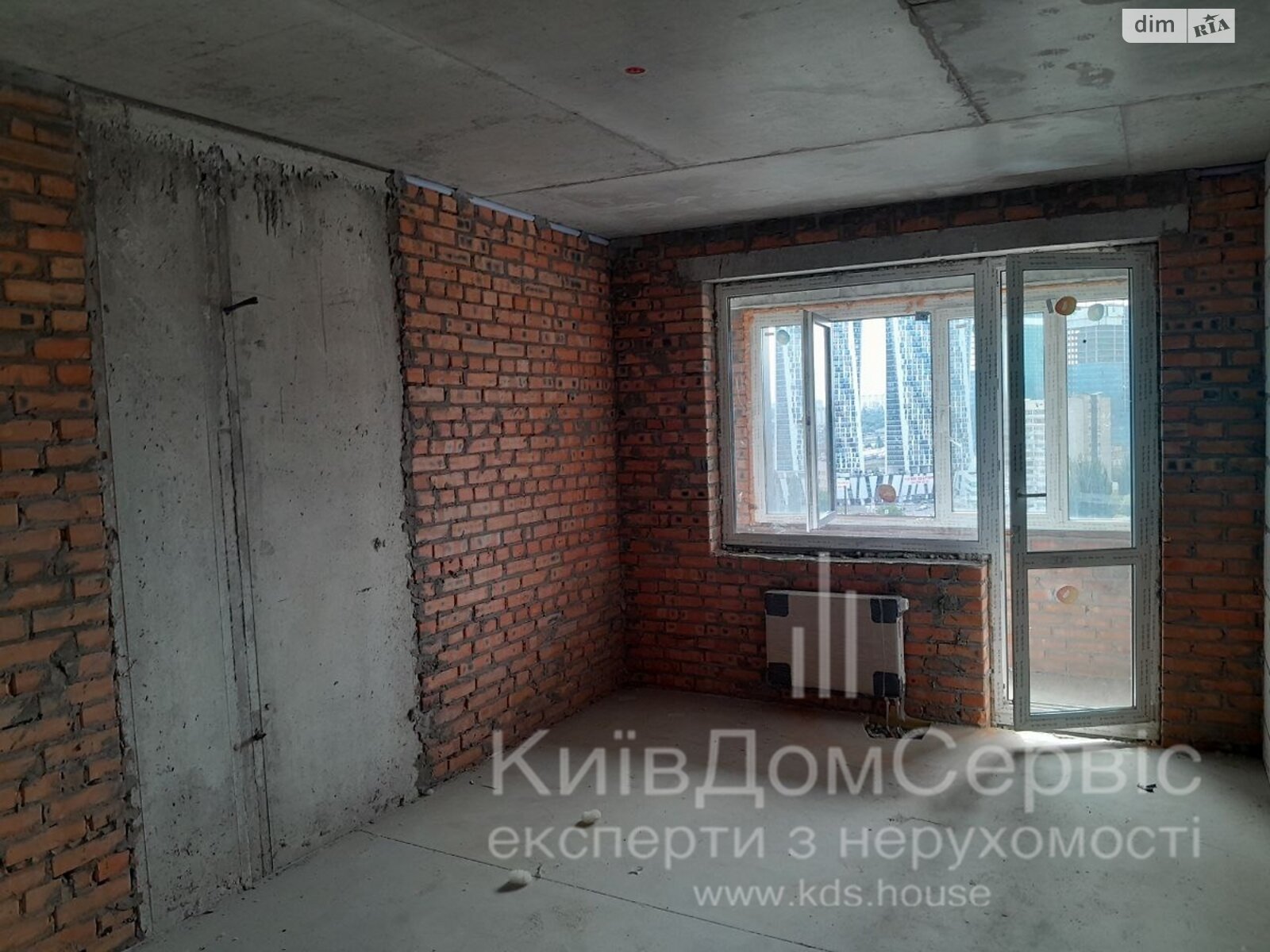 Продажа пятикомнатной квартиры в Киеве, на ул. Златоустовская 25, район Солдатская Слободка фото 1