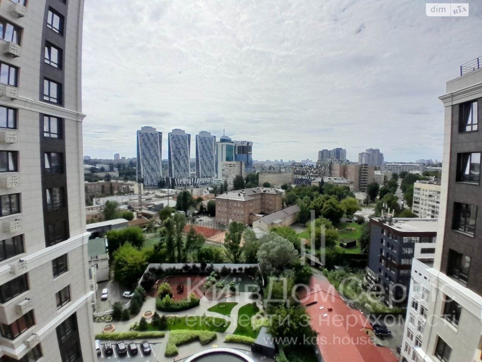 Продажа пятикомнатной квартиры в Киеве, на ул. Златоустовская 25, район Солдатская Слободка фото 1