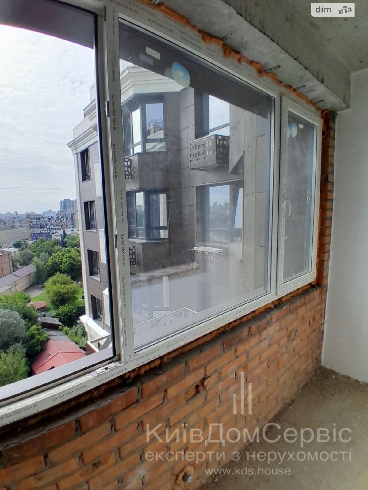 Продажа пятикомнатной квартиры в Киеве, на ул. Златоустовская 25, район Солдатская Слободка фото 1