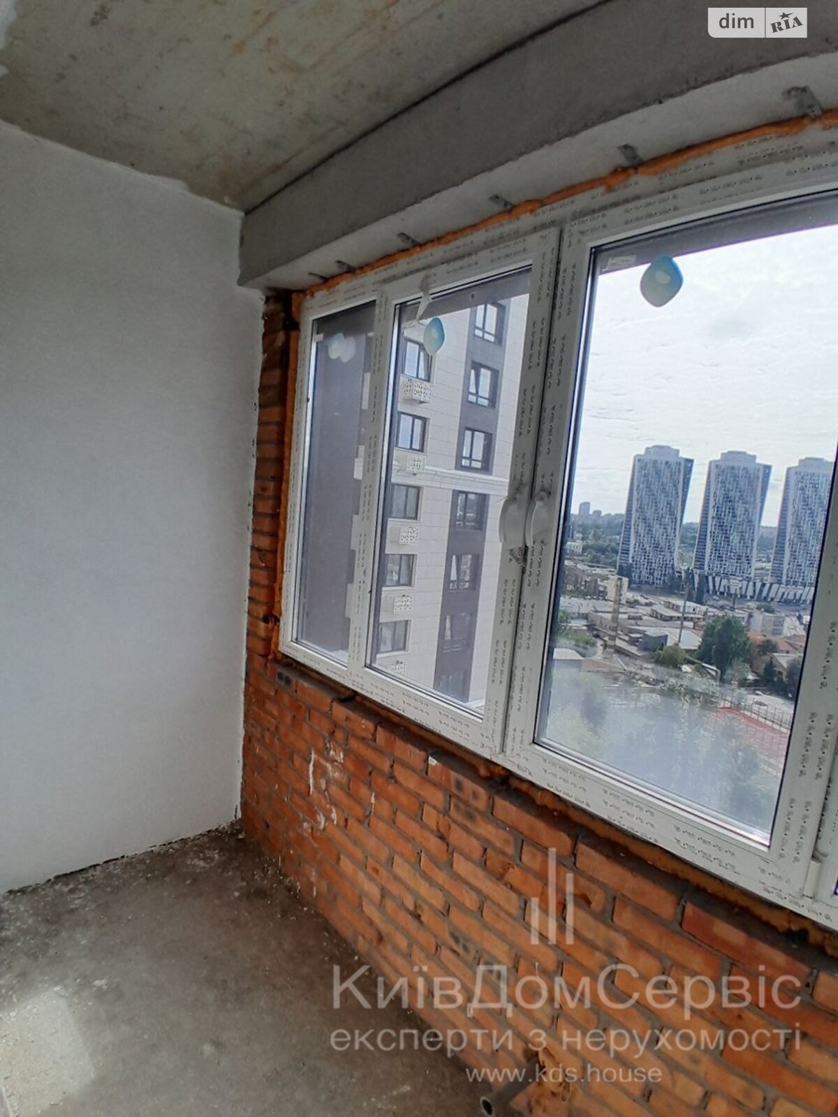 Продажа пятикомнатной квартиры в Киеве, на ул. Златоустовская 25, район Солдатская Слободка фото 1