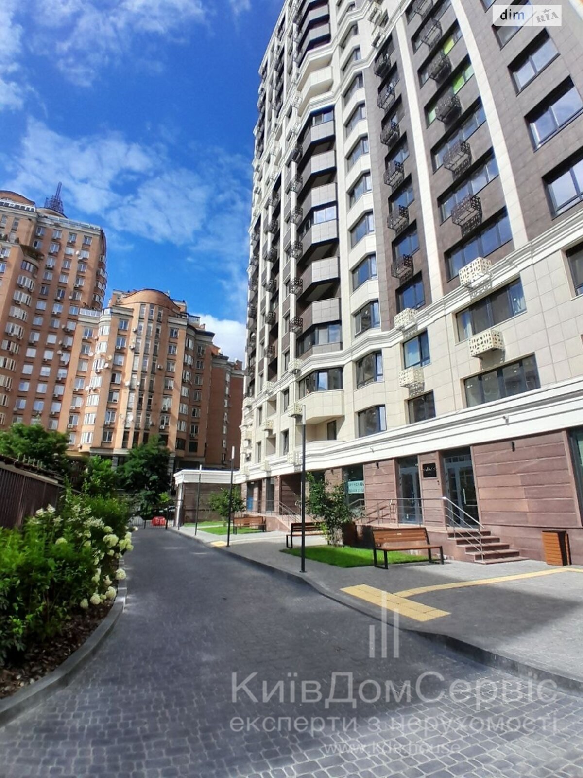 Продажа пятикомнатной квартиры в Киеве, на ул. Златоустовская 25, район Солдатская Слободка фото 1