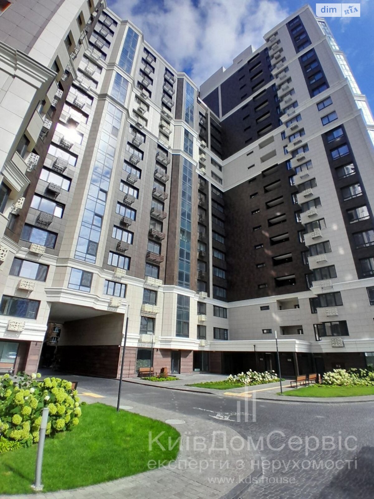 Продажа пятикомнатной квартиры в Киеве, на ул. Златоустовская 25, район Солдатская Слободка фото 1