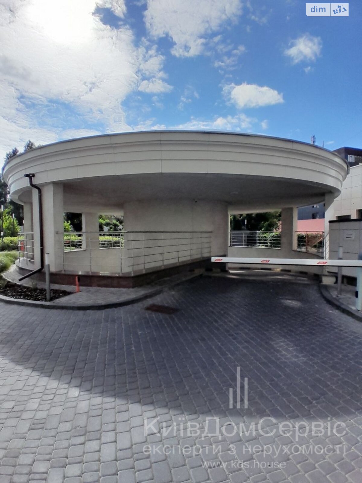 Продажа пятикомнатной квартиры в Киеве, на ул. Златоустовская 25, район Солдатская Слободка фото 1