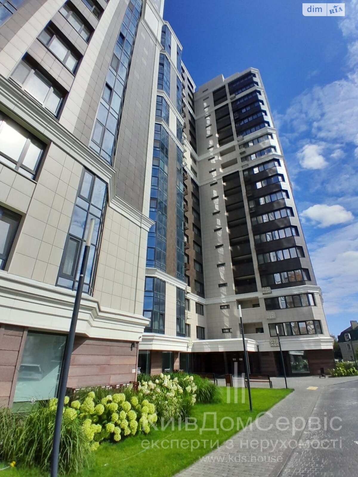 Продажа пятикомнатной квартиры в Киеве, на ул. Златоустовская 25, район Солдатская Слободка фото 1