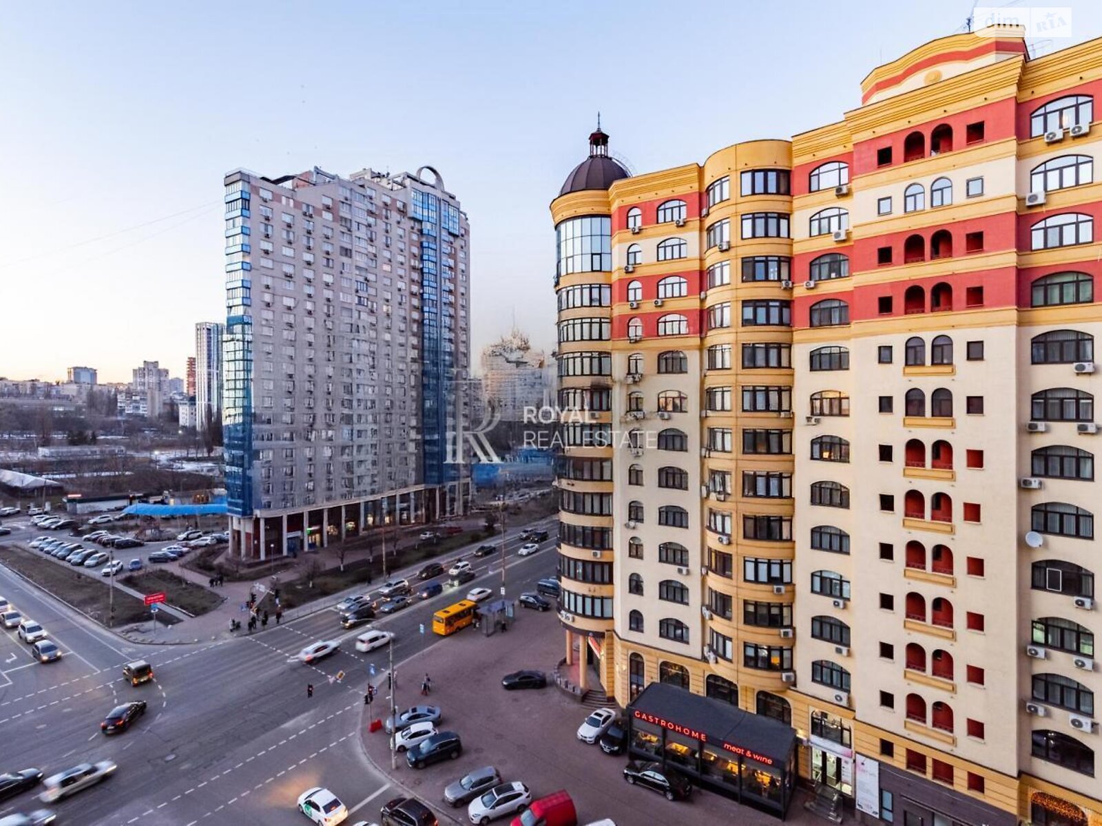 Продажа трехкомнатной квартиры в Киеве, на ул. Златоустовская 55, район Солдатская Слободка фото 1