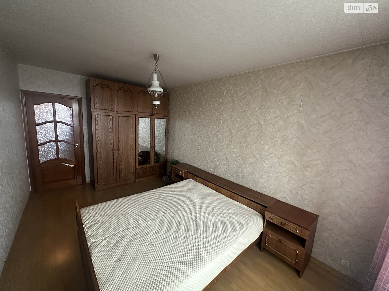 Продажа трехкомнатной квартиры в Киеве, на ул. Академика Шалимова 33, район Соломенский фото 1