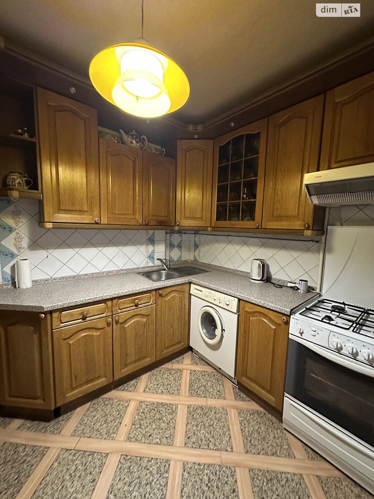 Продажа трехкомнатной квартиры в Киеве, на ул. Академика Шалимова 33, район Соломенский фото 1