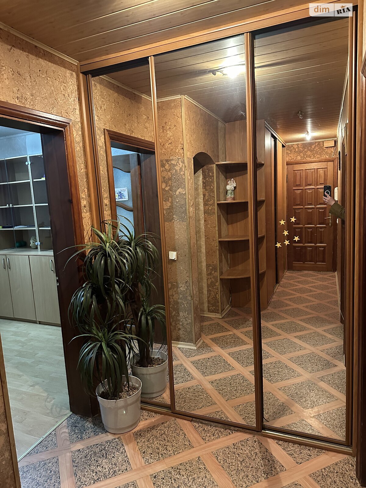 Продажа трехкомнатной квартиры в Киеве, на ул. Академика Шалимова 33, район Соломенский фото 1