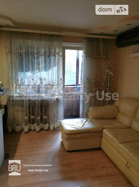 Продажа трехкомнатной квартиры в Киеве, на ул. Авиаконструктора Антонова 4, район Соломенский фото 1 Продажа трехкомнатной квартиры в Киеве, на ул. Авиаконструктора Антонова 4, район Соломенский фото 1