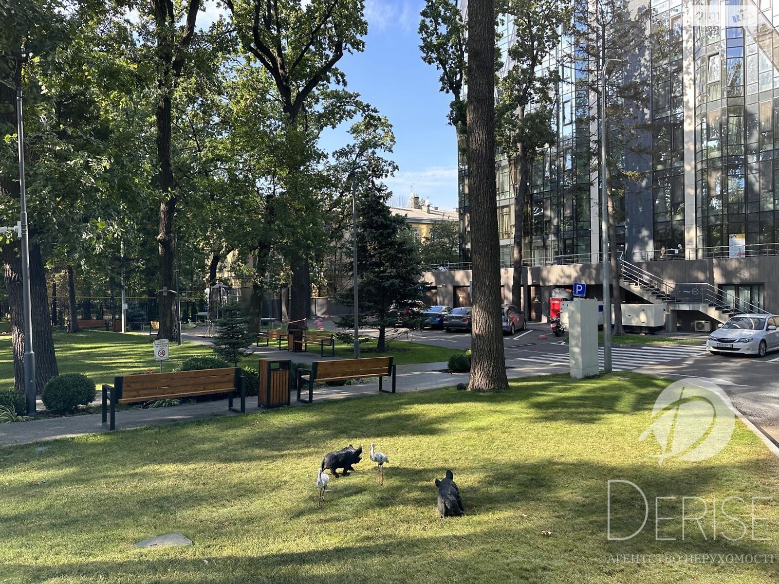 Продаж трикімнатної квартири в Києві, на вул. Авіаконструктора Антонова 2Б, район Солом'янський фото 1 Продаж трикімнатної квартири в Києві, на вул. Авіаконструктора Антонова 2Б, район Солом'янський фото 1