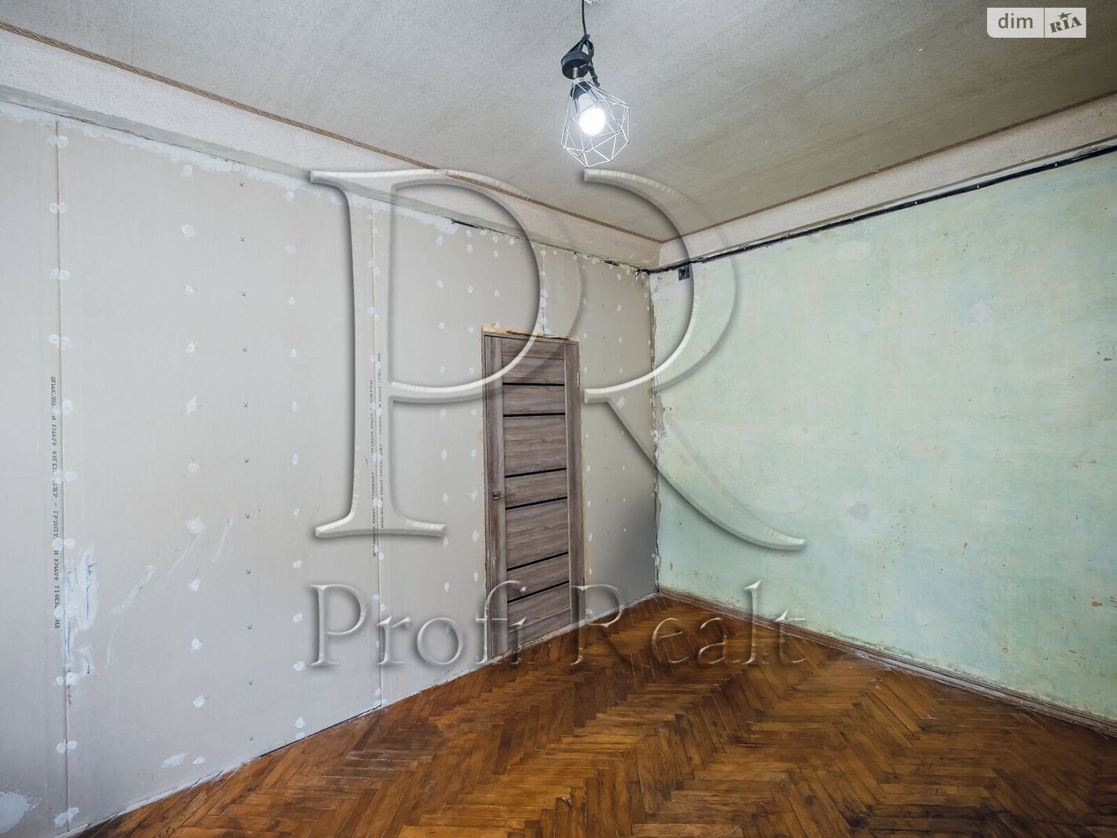 Продажа двухкомнатной квартиры в Киеве, на ул. Авиаконструктора Антонова 41, район Соломенский фото 1 Продажа двухкомнатной квартиры в Киеве, на ул. Авиаконструктора Антонова 41, район Соломенский фото 1