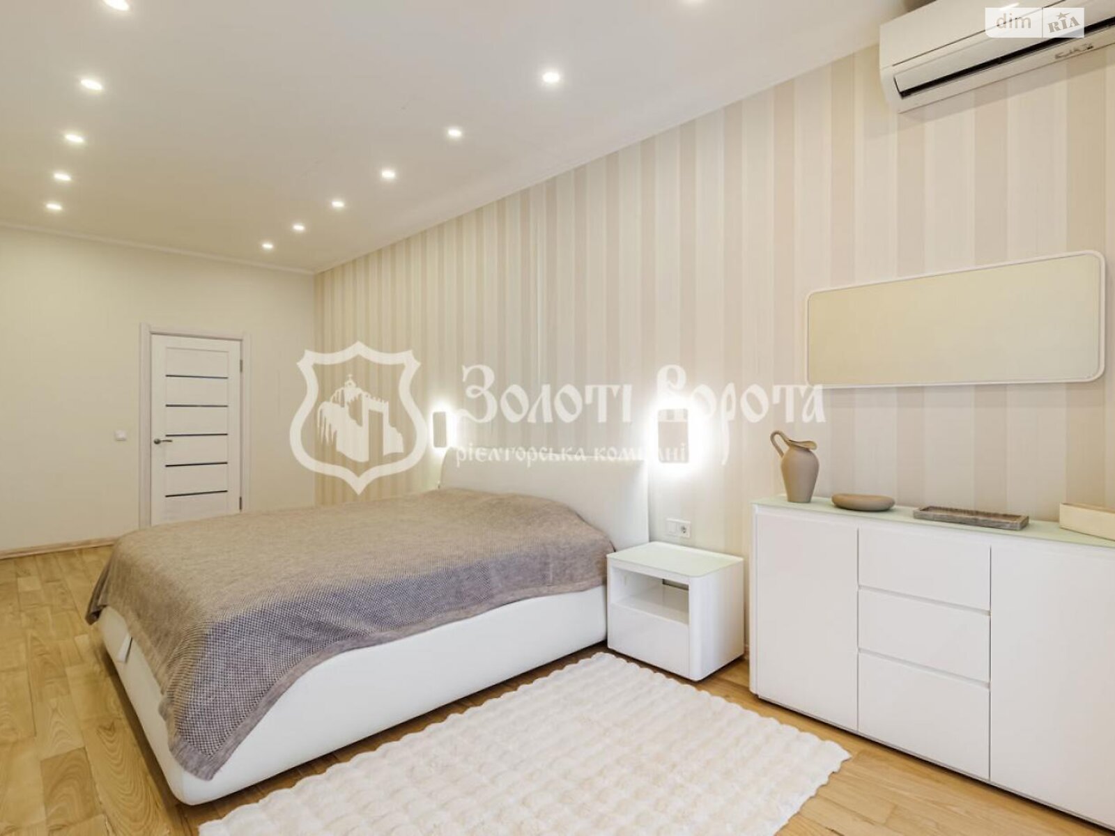 Продажа однокомнатной квартиры в Киеве, на ул. Авиаконструктора Антонова 2Б, район Соломенский фото 1