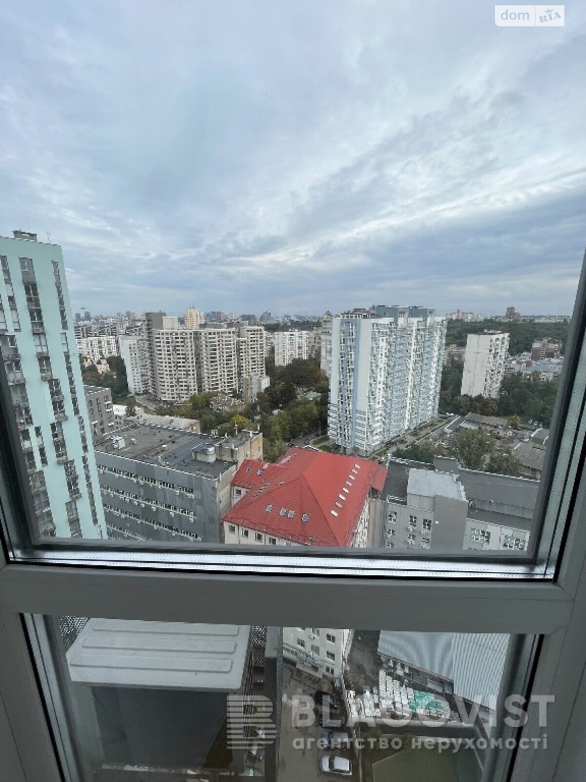 Продажа однокомнатной квартиры в Киеве, на ул. Богдановская 7Д, район Соломенский фото 1