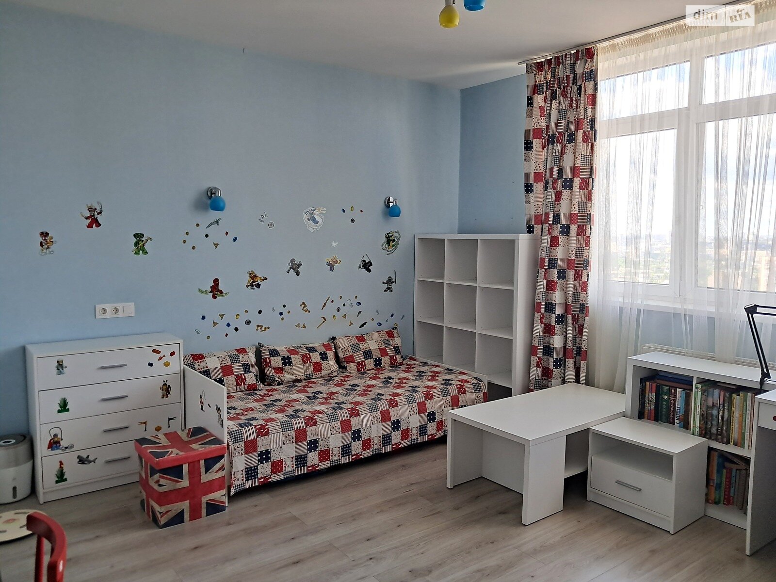 Продажа трехкомнатной квартиры в Киеве, на ул. Богдановская 7А, район Соломенский фото 1 Продажа трехкомнатной квартиры в Киеве, на ул. Богдановская 7А, район Соломенский фото 1