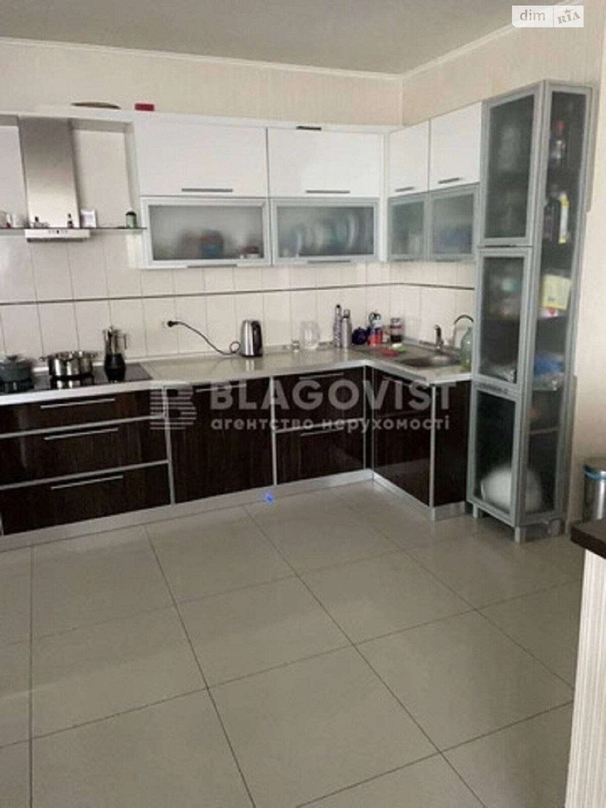 Продаж трикімнатної квартири в Києві, на бул. Чоколівський 42А, район Солом'янський фото 1 Продаж трикімнатної квартири в Києві, на бул. Чоколівський 42А, район Солом'янський фото 1