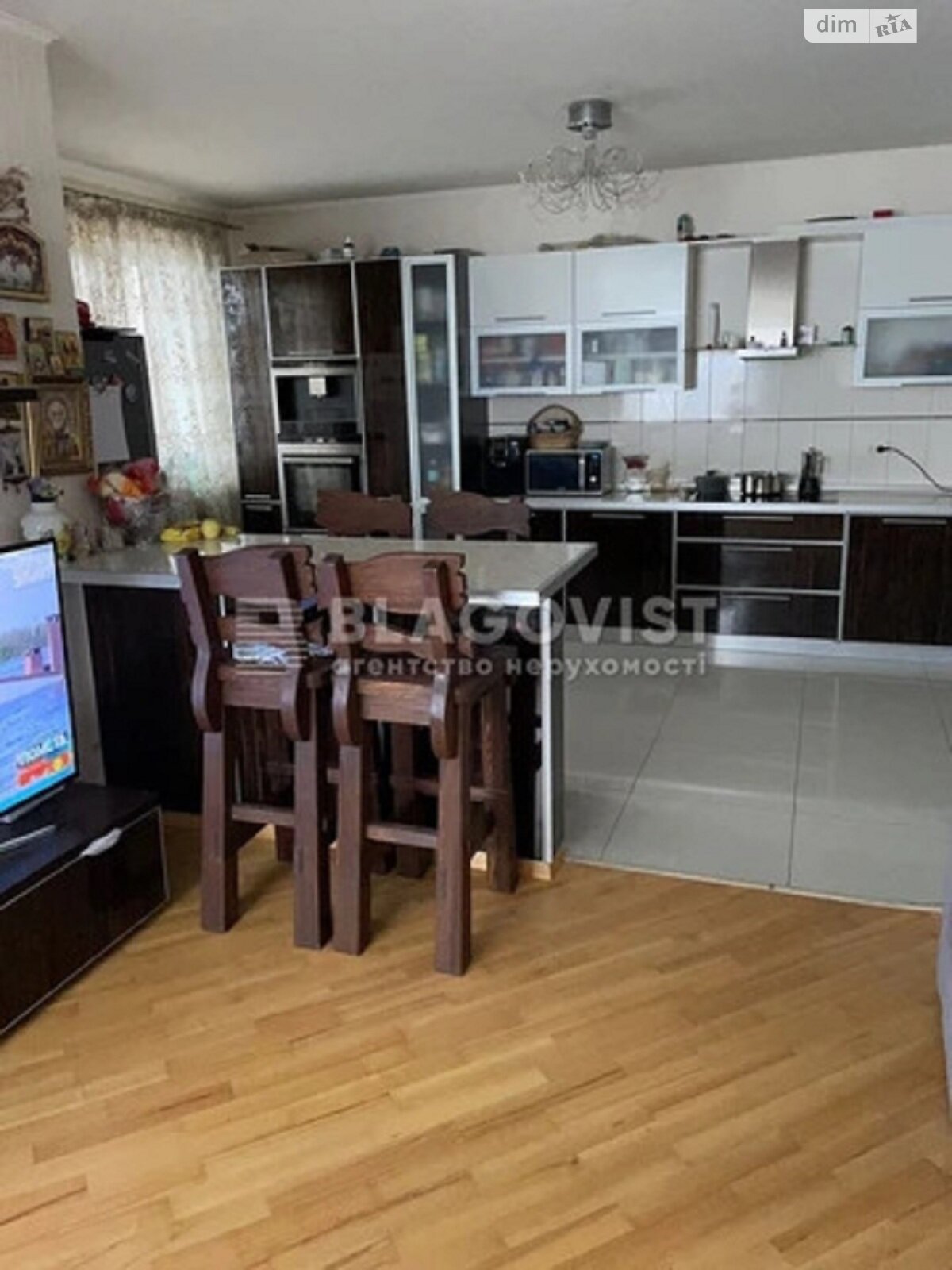 Продаж трикімнатної квартири в Києві, на бул. Чоколівський 42А, район Солом'янський фото 1 Продаж трикімнатної квартири в Києві, на бул. Чоколівський 42А, район Солом'янський фото 1