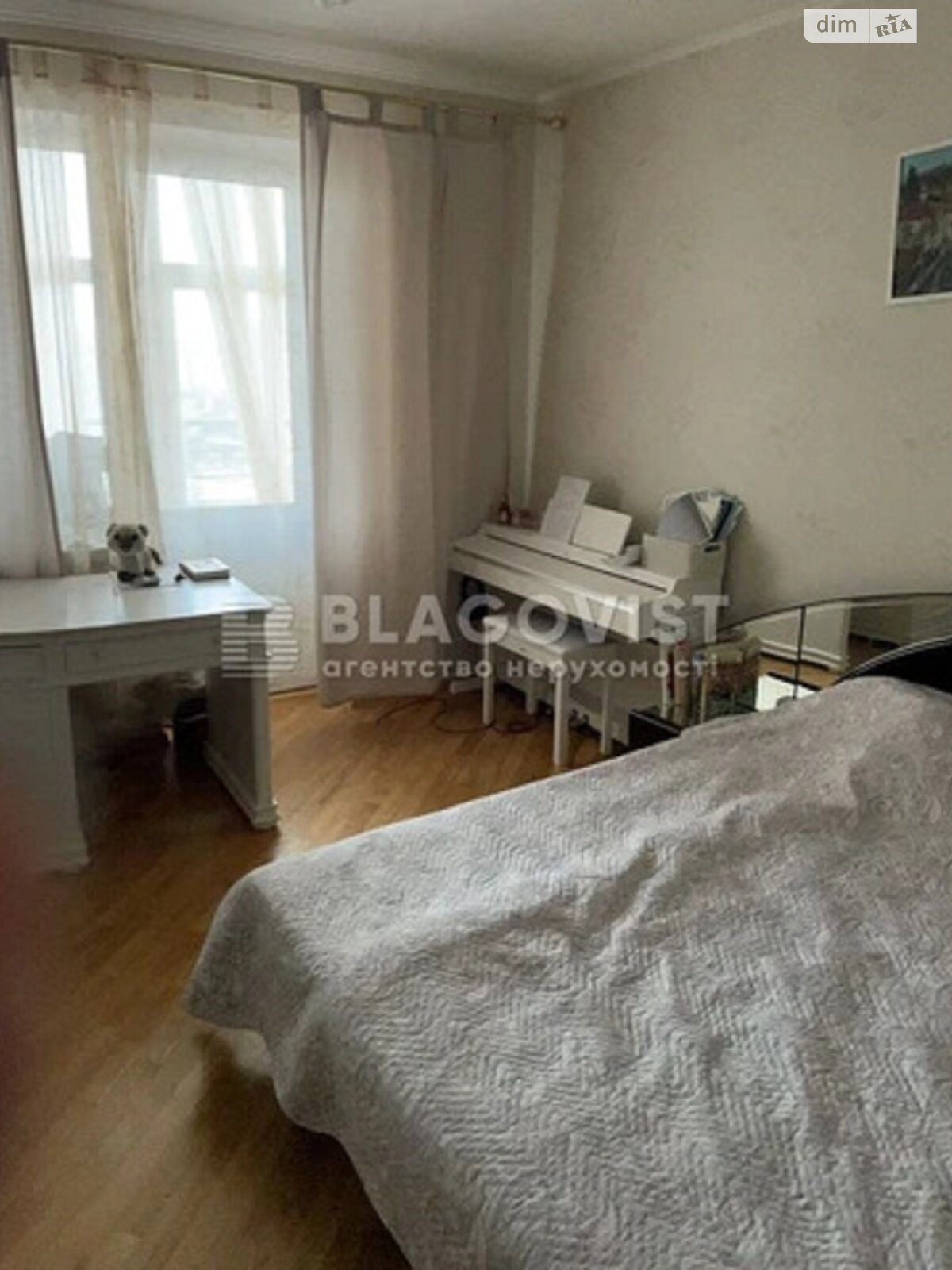 Продаж трикімнатної квартири в Києві, на бул. Чоколівський 42А, район Солом'янський фото 1 Продаж трикімнатної квартири в Києві, на бул. Чоколівський 42А, район Солом'янський фото 1