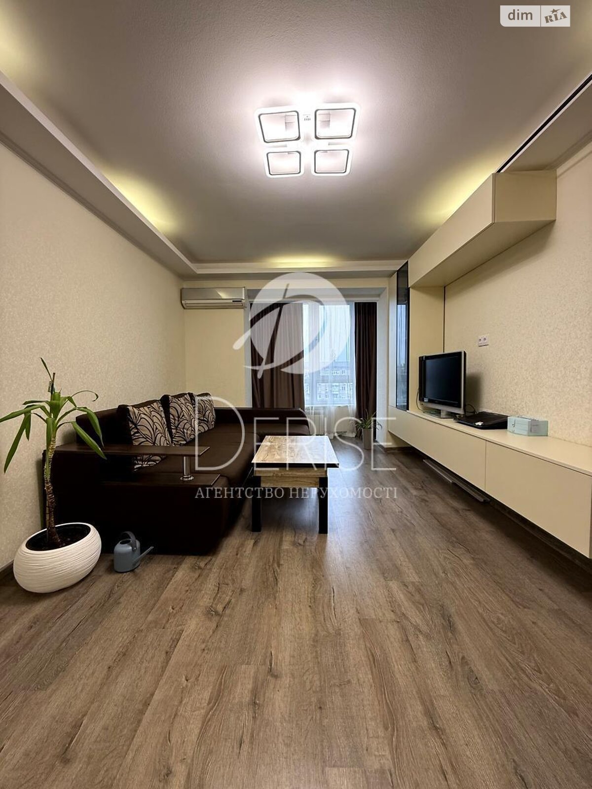 Продажа двухкомнатной квартиры в Киеве, на бул. Чоколовский 19, район Соломенский фото 1