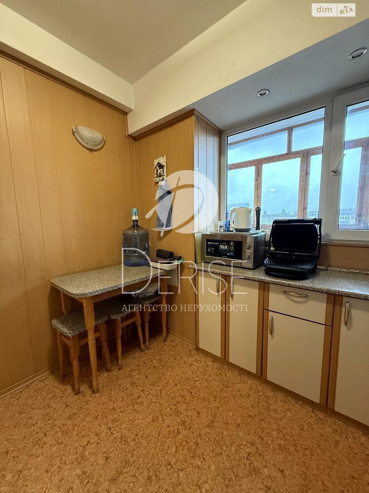 Продажа двухкомнатной квартиры в Киеве, на бул. Чоколовский 19, район Соломенский фото 1