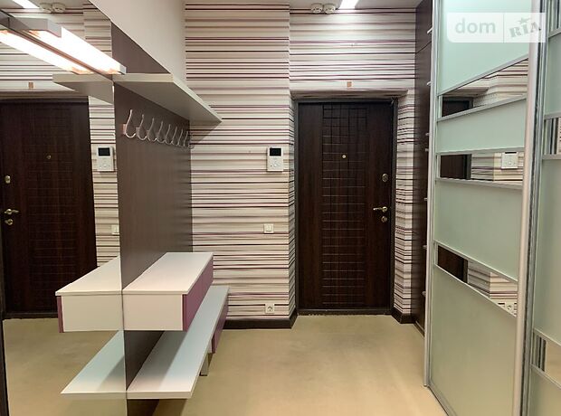 Продажа трехкомнатной квартиры в Киеве, на ул. Кудряшова 18 район Соломенский фото 1 Продажа трехкомнатной квартиры в Киеве, на ул. Кудряшова 18 район Соломенский фото 1
