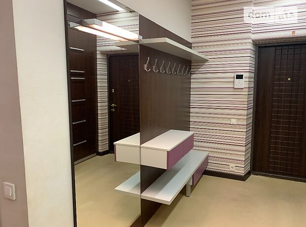 Продажа трехкомнатной квартиры в Киеве, на ул. Кудряшова 18 район Соломенский фото 1 Продажа трехкомнатной квартиры в Киеве, на ул. Кудряшова 18 район Соломенский фото 1