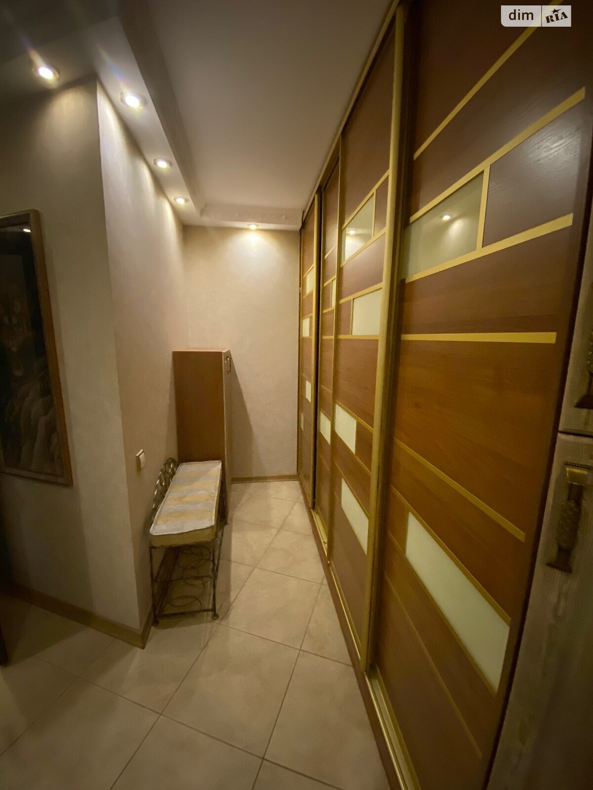 Продаж трикімнатної квартири в Києві, на вул. Гетьмана Вадима 1Б, район Солом'янський фото 1 Продаж трикімнатної квартири в Києві, на вул. Гетьмана Вадима 1Б, район Солом'янський фото 1