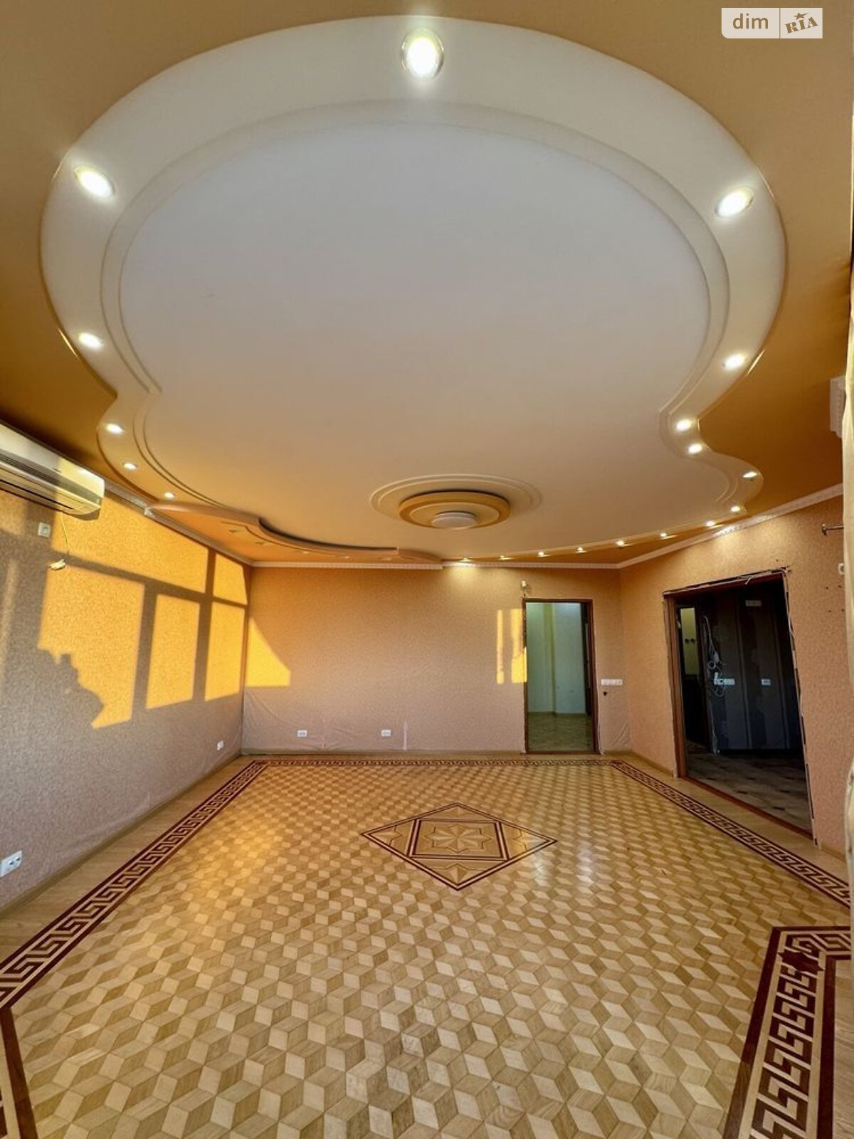 Продажа трехкомнатной квартиры в Киеве, на ул. Генерала Геннадия Воробьева 13Є, район Соломенский фото 1