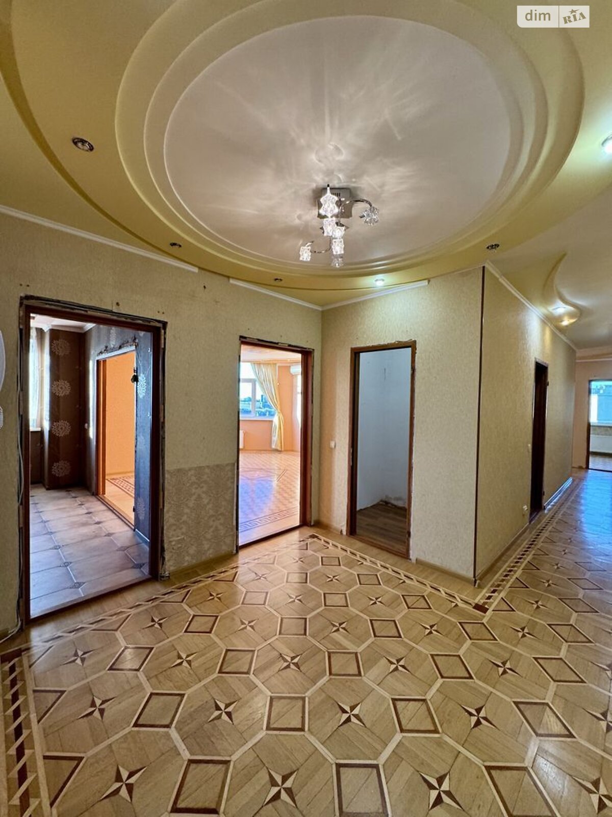 Продажа трехкомнатной квартиры в Киеве, на ул. Генерала Геннадия Воробьева 13Є, район Соломенский фото 1