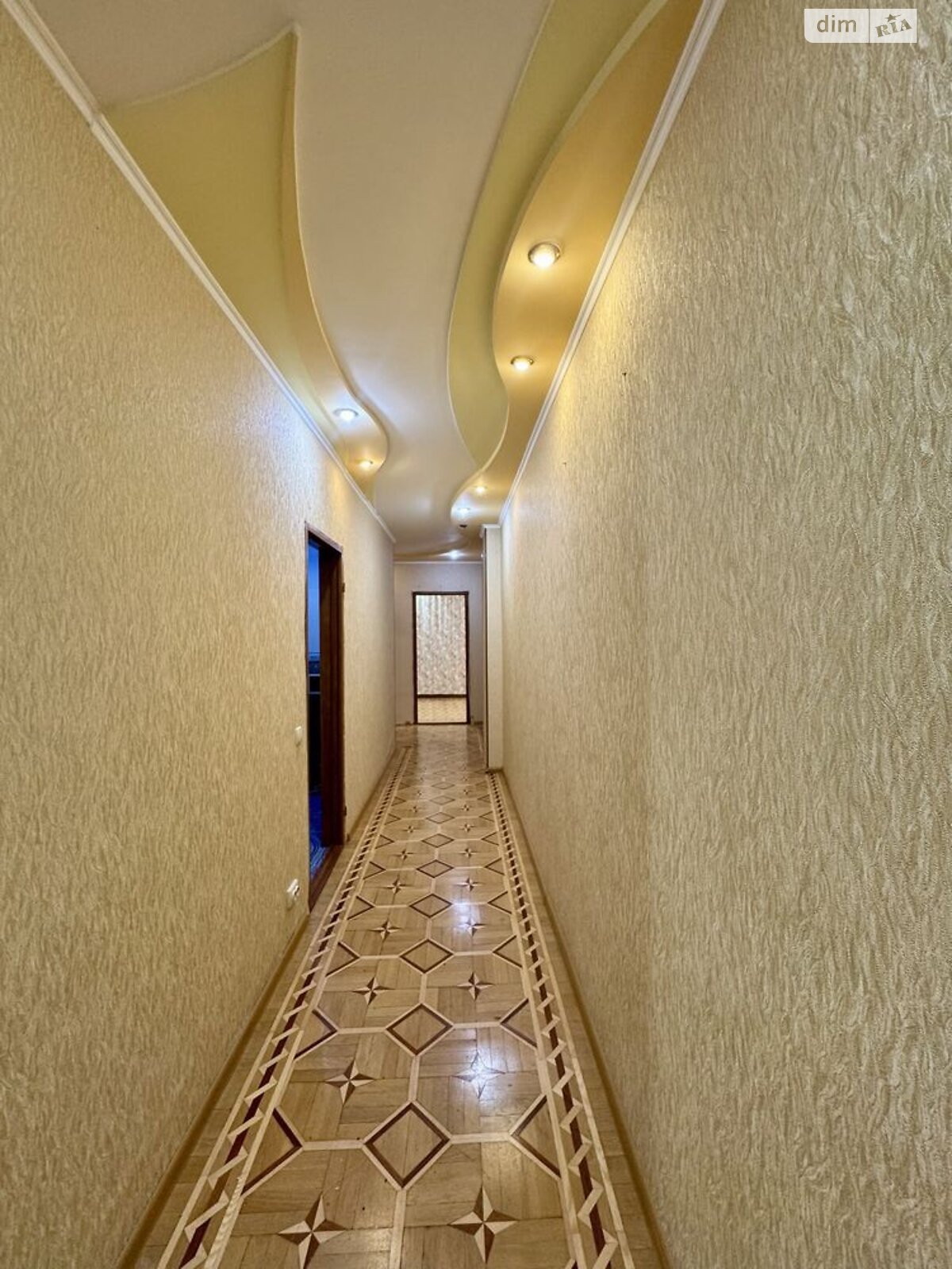 Продажа трехкомнатной квартиры в Киеве, на ул. Генерала Геннадия Воробьева 13Є, район Соломенский фото 1