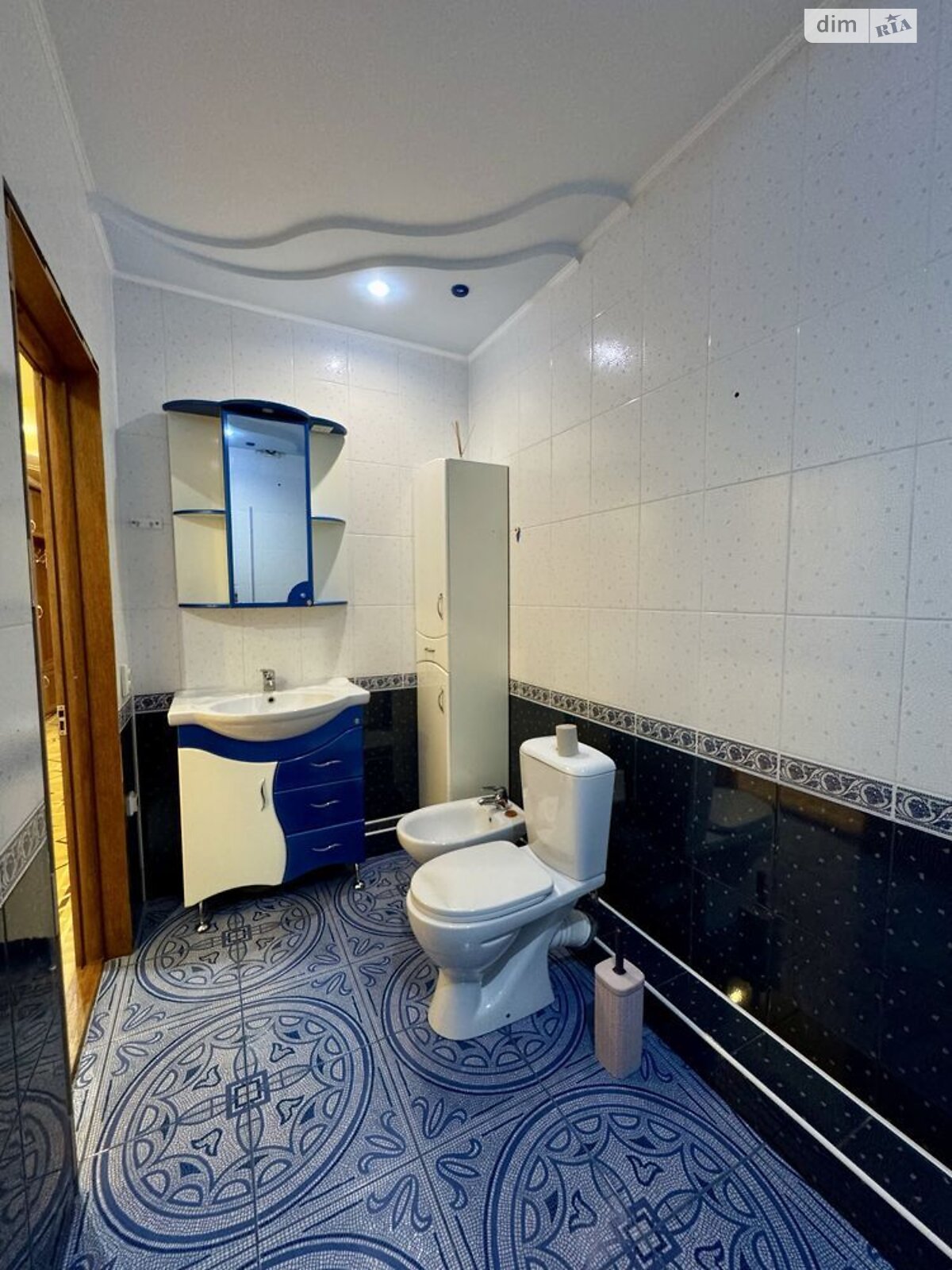 Продажа трехкомнатной квартиры в Киеве, на ул. Генерала Геннадия Воробьева 13Є, район Соломенский фото 1