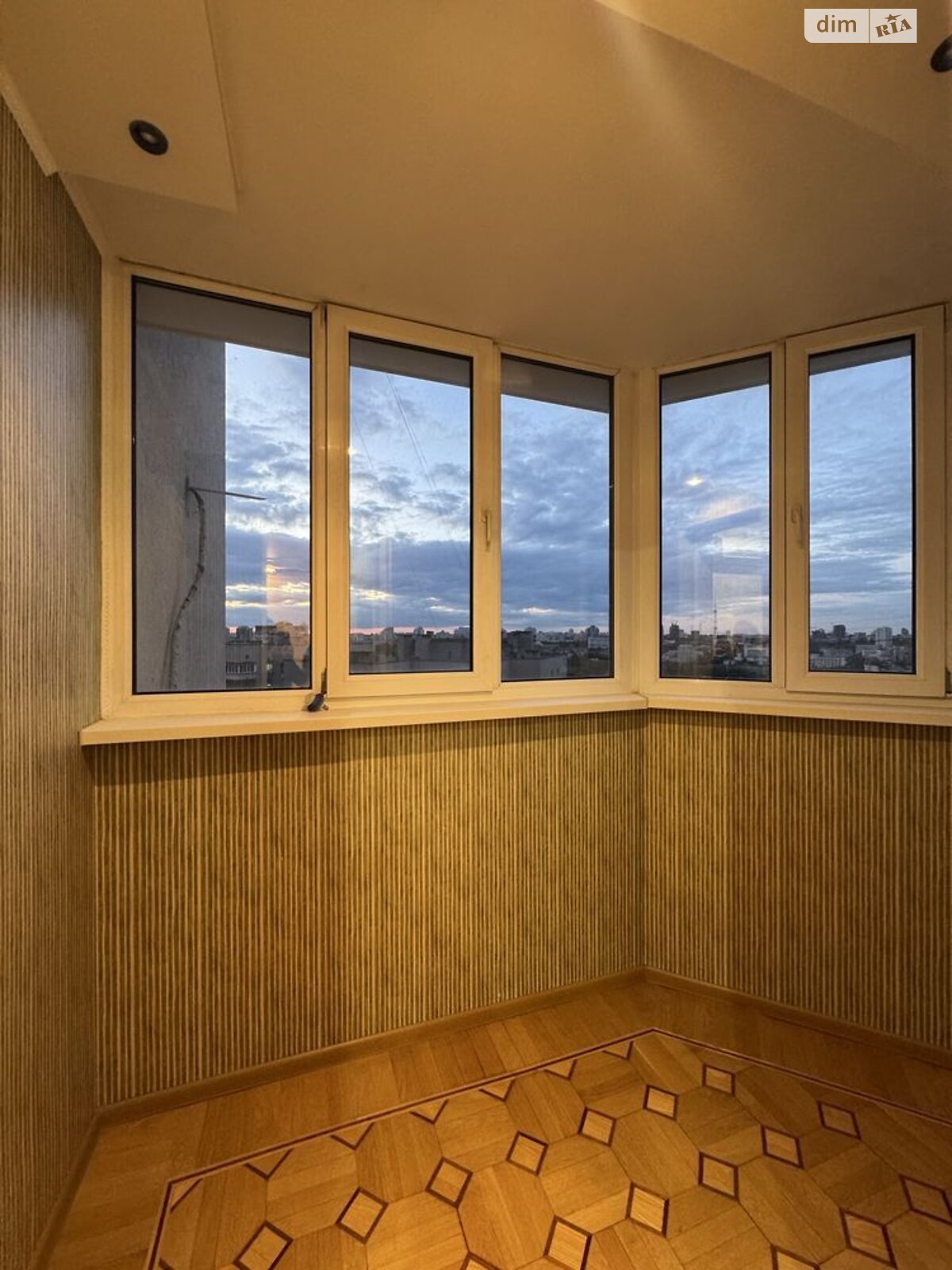 Продажа трехкомнатной квартиры в Киеве, на ул. Генерала Геннадия Воробьева 13Є, район Соломенский фото 1