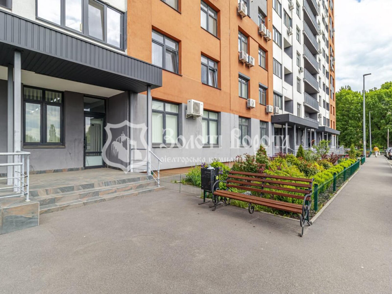 Продажа трехкомнатной квартиры в Киеве, на бул. Вацлава Гавела 28, район Соломенский фото 1 Продажа трехкомнатной квартиры в Киеве, на бул. Вацлава Гавела 28, район Соломенский фото 1