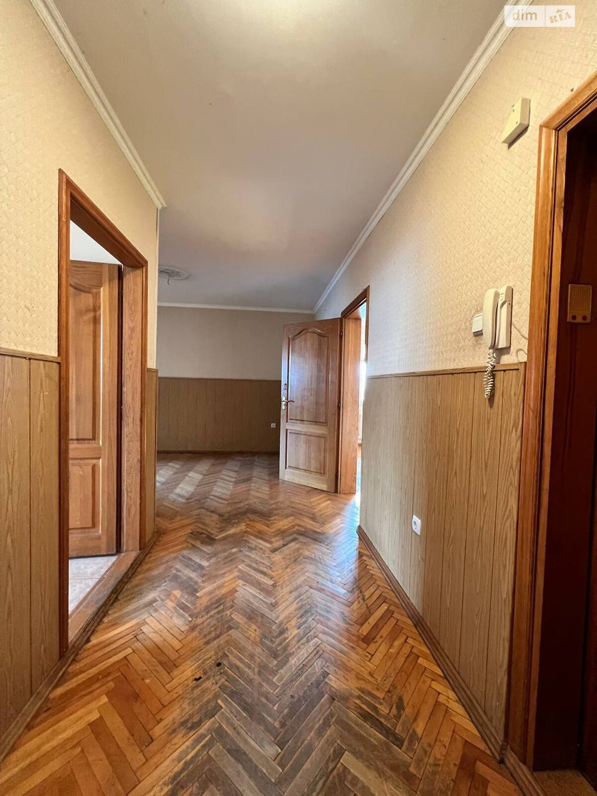 Продаж чотирикімнатної квартири в Києві, на вул. Івана Пулюя 5А, район Солом'янський фото 1 Продаж чотирикімнатної квартири в Києві, на вул. Івана Пулюя 5А, район Солом'янський фото 1
