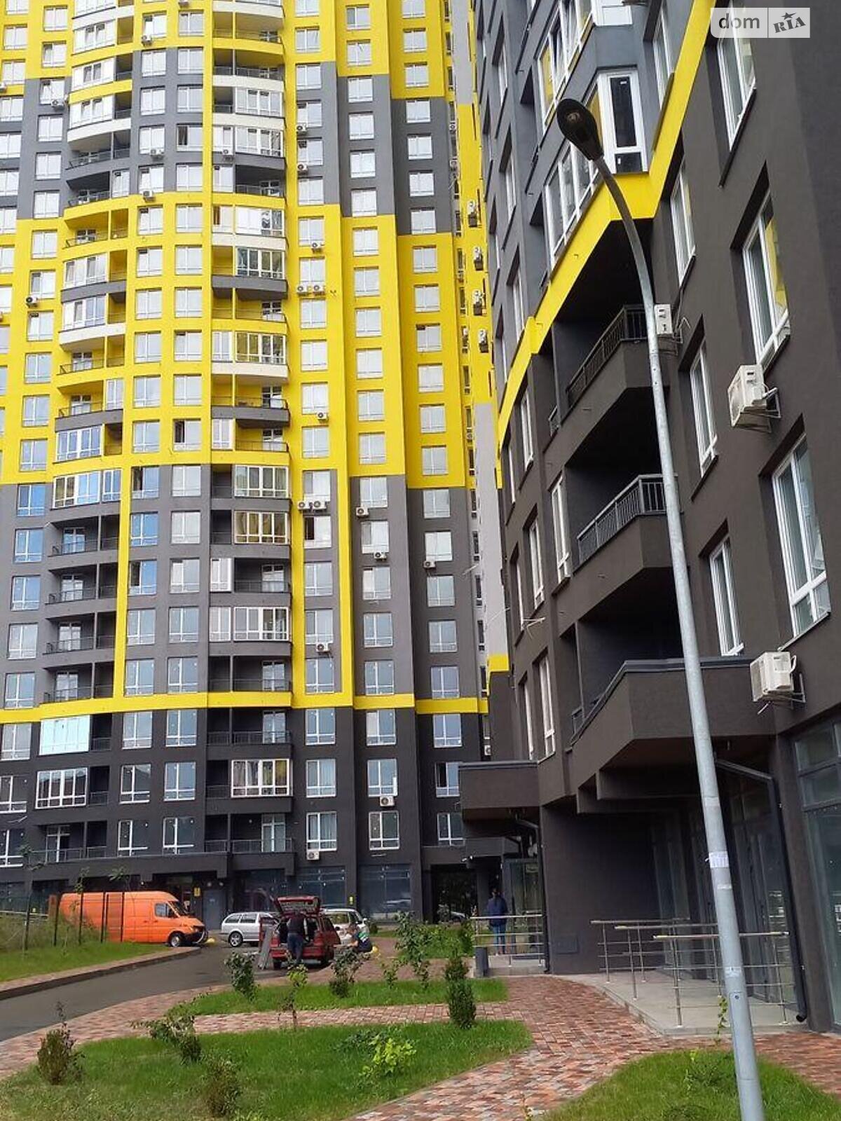Продажа трехкомнатной квартиры в Киеве, на ул. Кадетский Гай 27, район Совки фото 1