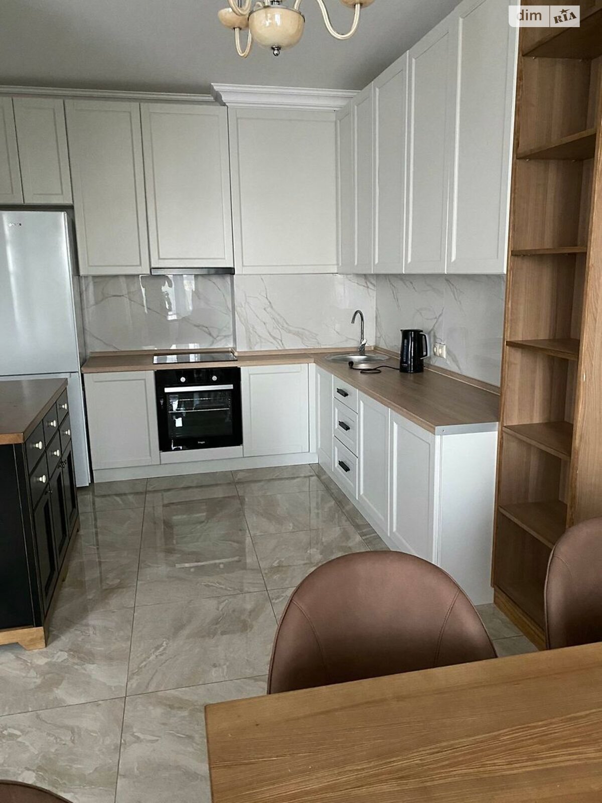 Продаж трикімнатної квартири в Києві, на вул. Кадетський Гай 10, район Солом'янський фото 1
