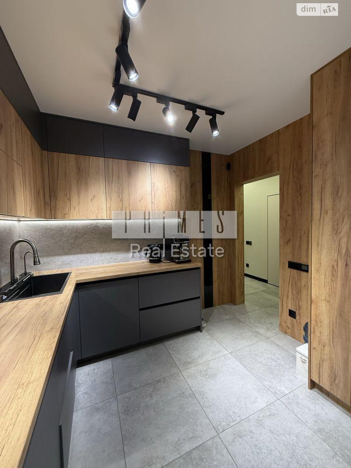 Продажа трехкомнатной квартиры в Киеве, на ул. Кадетский Гай 10, район Соломенский фото 1