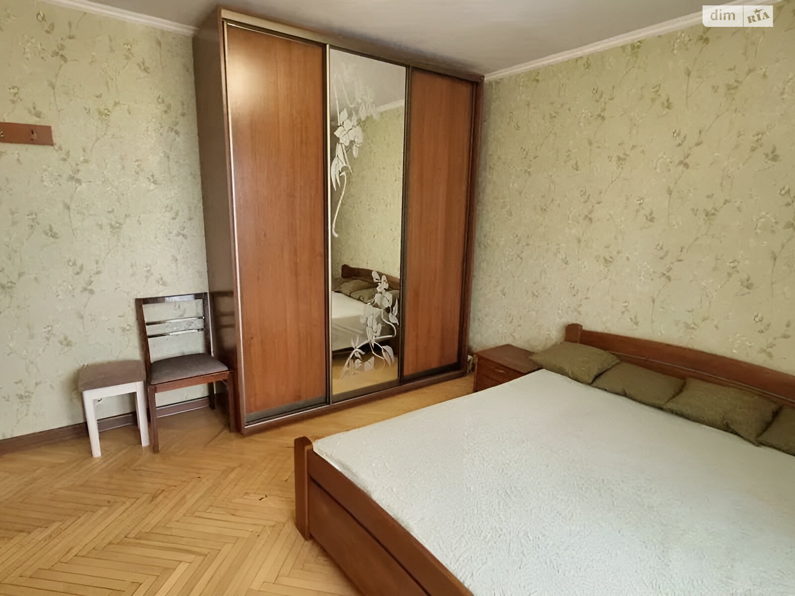 Продажа четырехкомнатной квартиры в Киеве, на ул. Карела Чапека 15, район Соломенский фото 1 Продажа четырехкомнатной квартиры в Киеве, на ул. Карела Чапека 15, район Соломенский фото 1