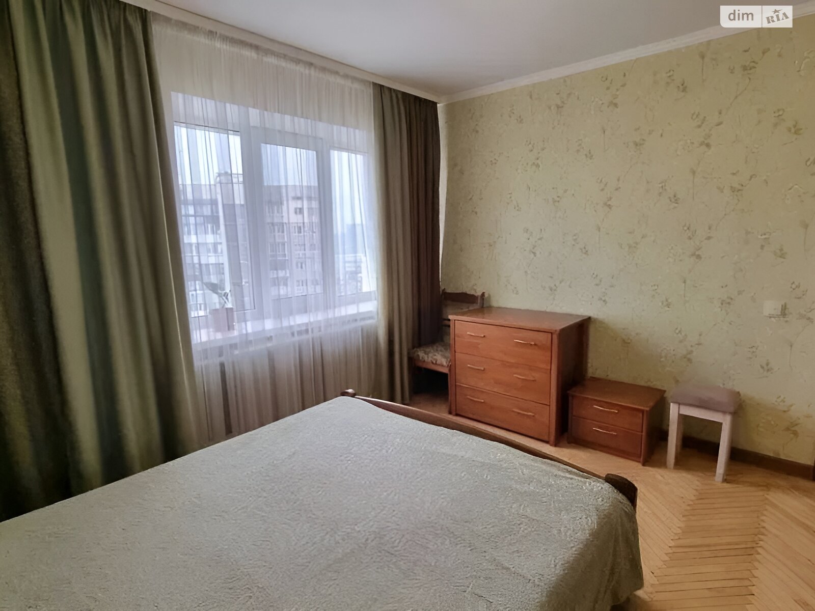 Продажа четырехкомнатной квартиры в Киеве, на ул. Карела Чапека 15, район Соломенский фото 1 Продажа четырехкомнатной квартиры в Киеве, на ул. Карела Чапека 15, район Соломенский фото 1