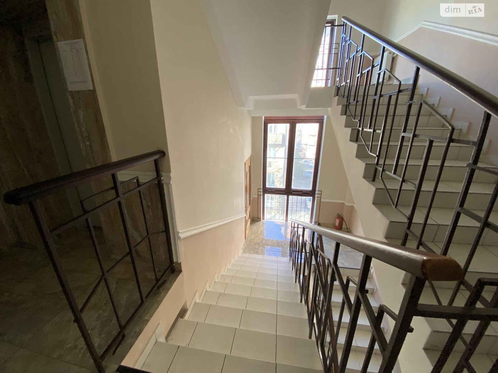 Продажа однокомнатной квартиры в Киеве, на ул. Клиническая, район Соломенский фото 1 Продажа однокомнатной квартиры в Киеве, на ул. Клиническая, район Соломенский фото 1