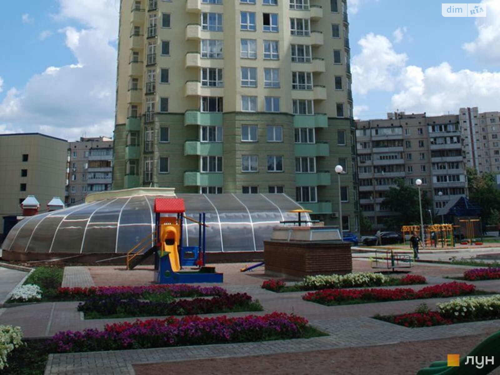 Продажа трехкомнатной квартиры в Киеве, на ул. Мокрая 20, район Соломенский фото 1