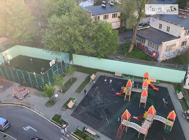 Продаж трикімнатної квартири в Києві на вул. Механізаторів 2а район Солом'янський фото 1 Продаж трикімнатної квартири в Києві на вул. Механізаторів 2а район Солом'янський фото 1