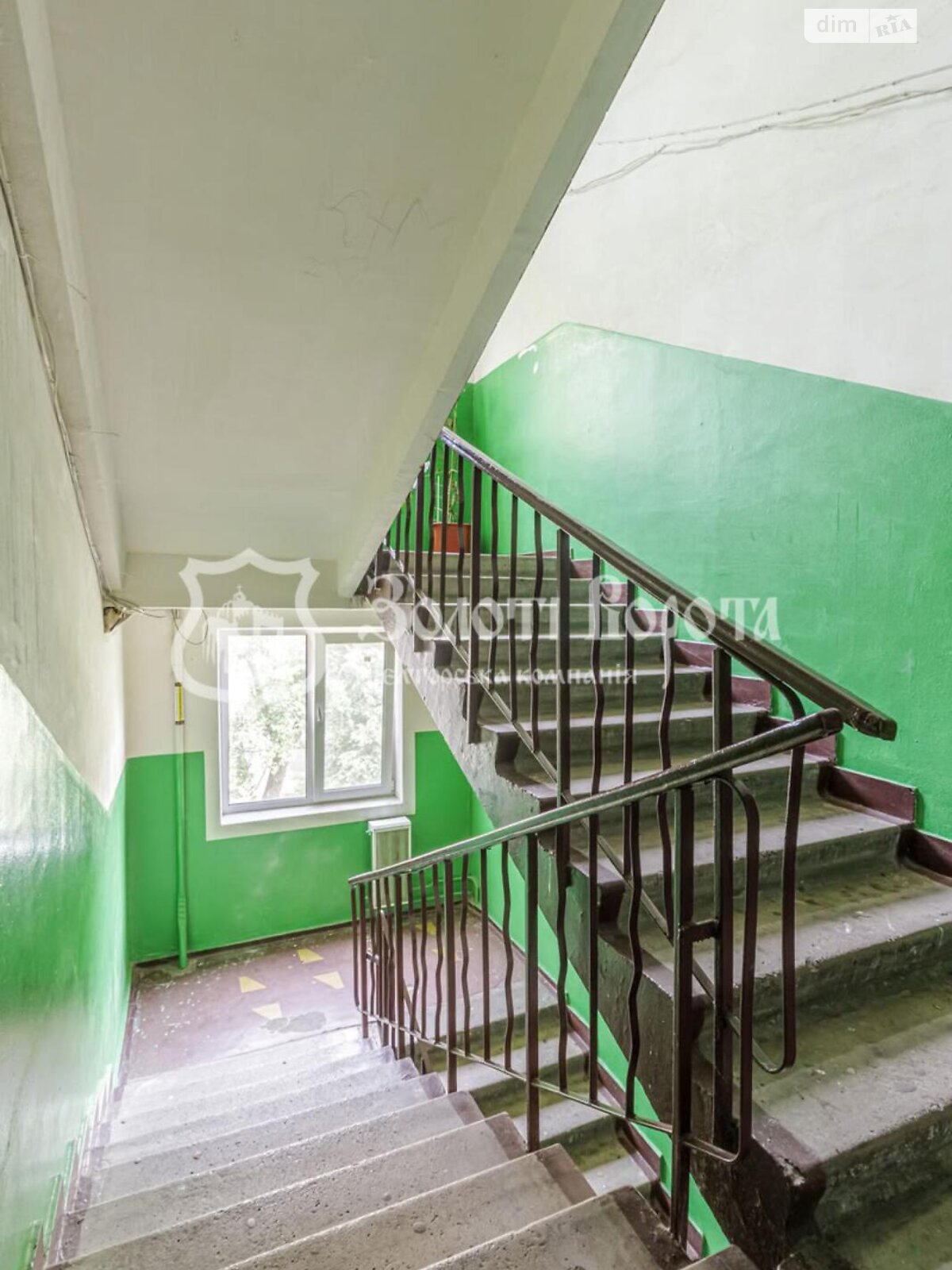 Продаж однокімнатної квартири в Києві, на вул. Метробудівська 5, район Солом'янський фото 1 Продаж однокімнатної квартири в Києві, на вул. Метробудівська 5, район Солом'янський фото 1