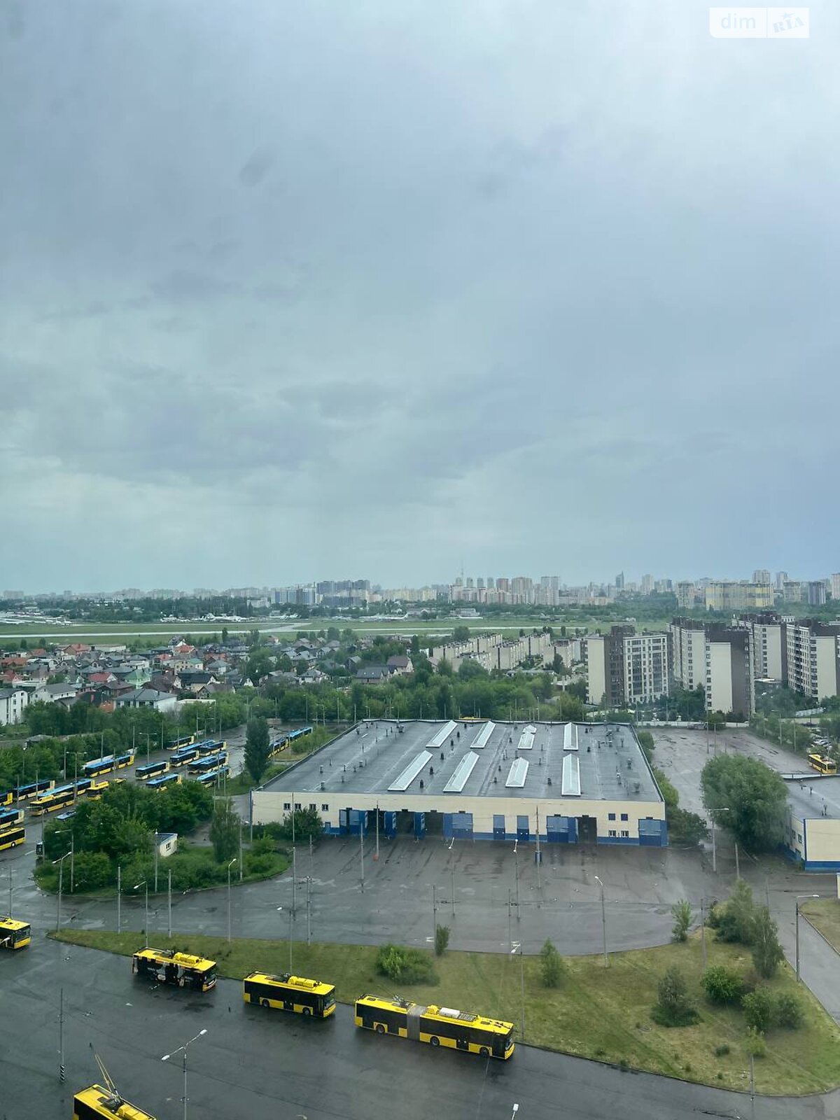Продаж трикімнатної квартири в Києві, на вул. Михайла Максимовича 32Б, район Солом'янський фото 1 Продаж трикімнатної квартири в Києві, на вул. Михайла Максимовича 32Б, район Солом'янський фото 1