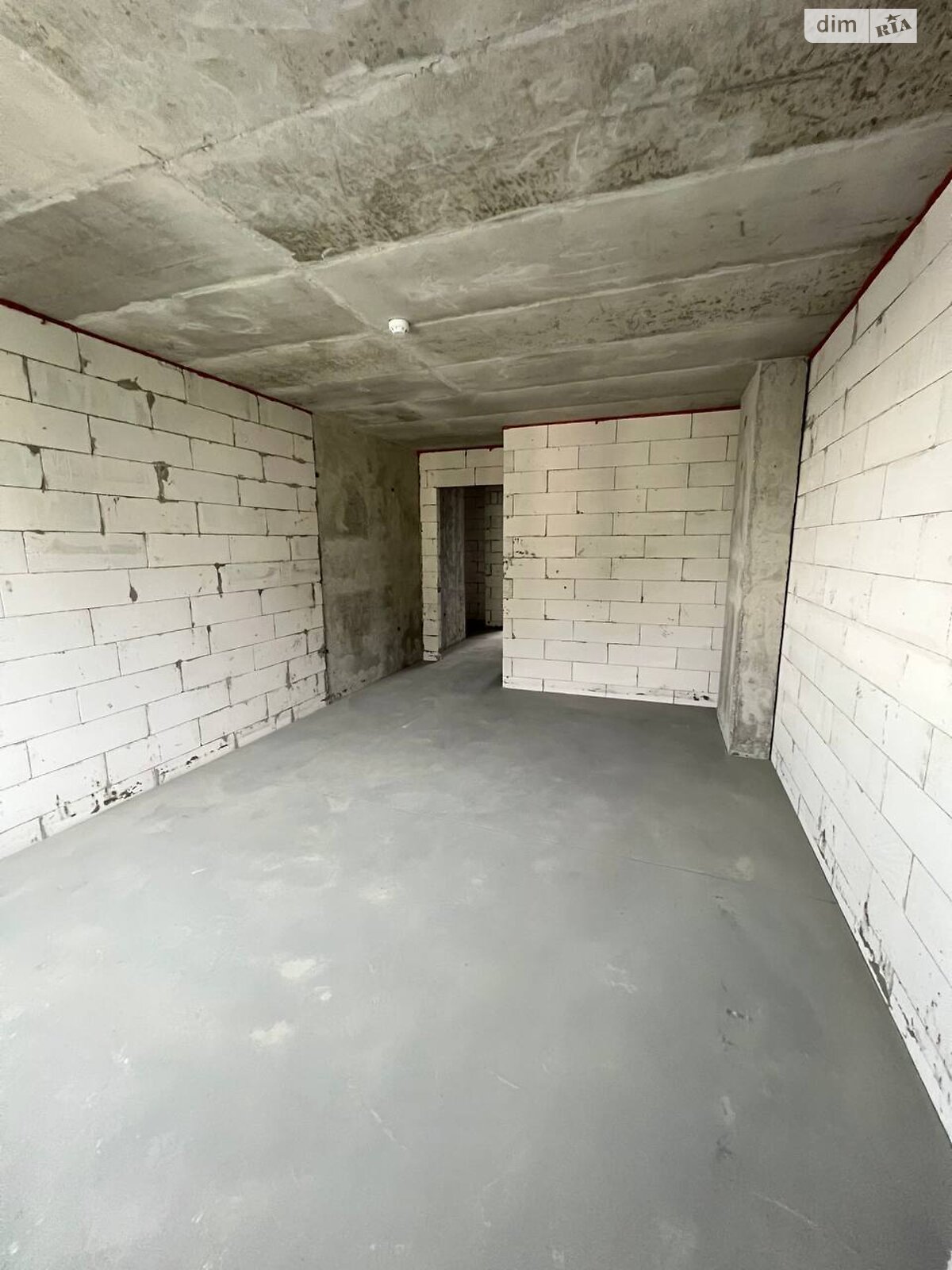 Продаж трикімнатної квартири в Києві, на вул. Михайла Максимовича 32Б, район Солом'янський фото 1 Продаж трикімнатної квартири в Києві, на вул. Михайла Максимовича 32Б, район Солом'янський фото 1