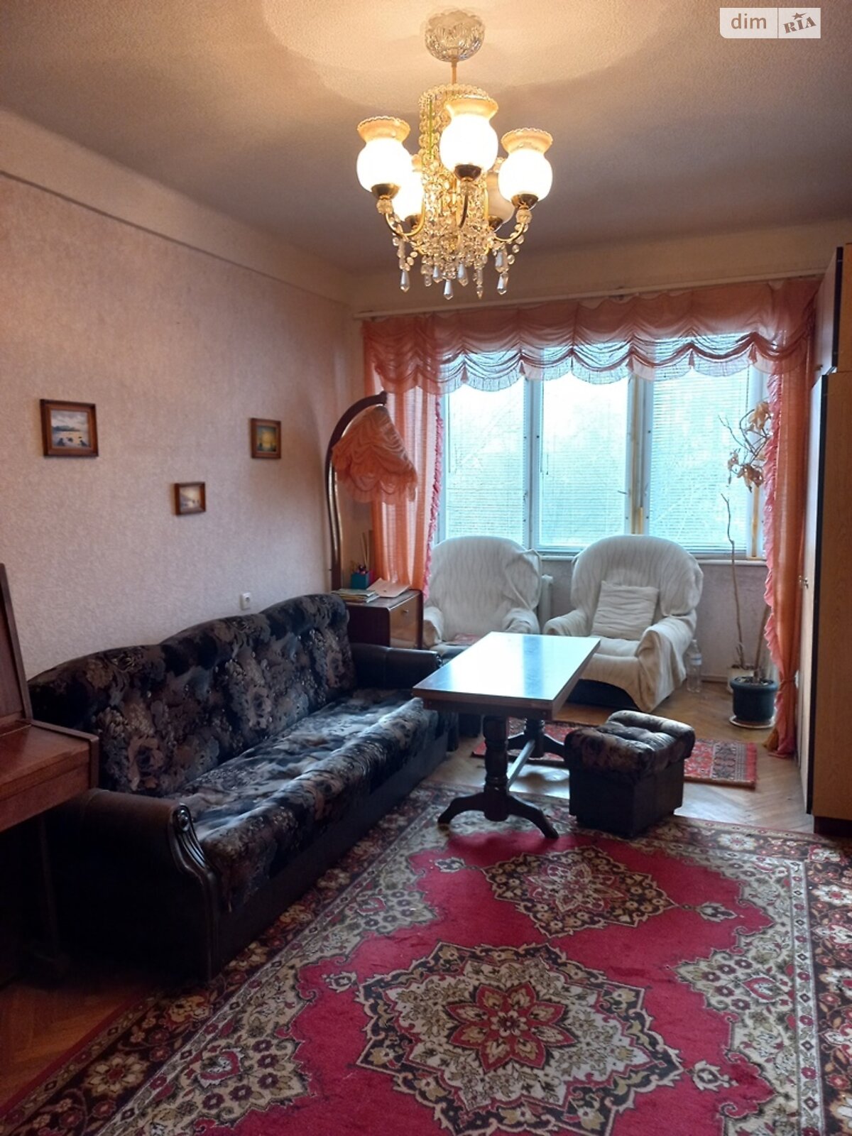 Продаж трикімнатної квартири в Києві, на вул. Митрополита Василя Липківського 15, район Солом'янський фото 1 Продаж трикімнатної квартири в Києві, на вул. Митрополита Василя Липківського 15, район Солом'янський фото 1