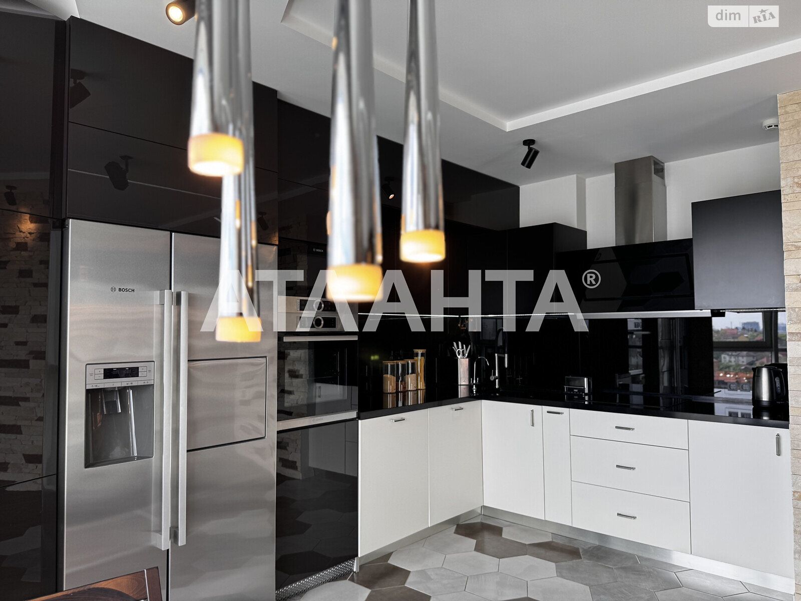 Продажа четырехкомнатной квартиры в Киеве, на ул. Митрополита Василия Липковского 16А, район Соломенский фото 1 Продажа четырехкомнатной квартиры в Киеве, на ул. Митрополита Василия Липковского 16А, район Соломенский фото 1