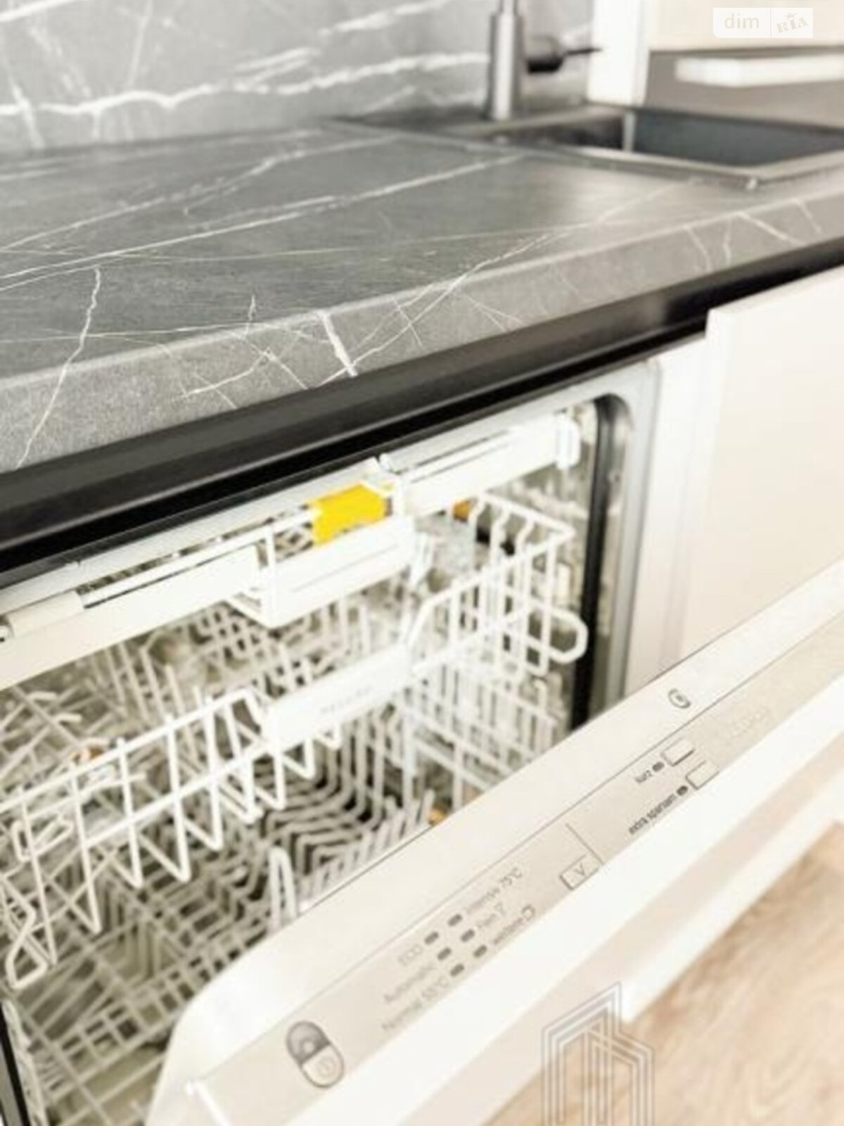 Продажа однокомнатной квартиры в Киеве, на ул. Митрополита Василия Липковского 37В, район Соломенский фото 1 Продажа однокомнатной квартиры в Киеве, на ул. Митрополита Василия Липковского 37В, район Соломенский фото 1