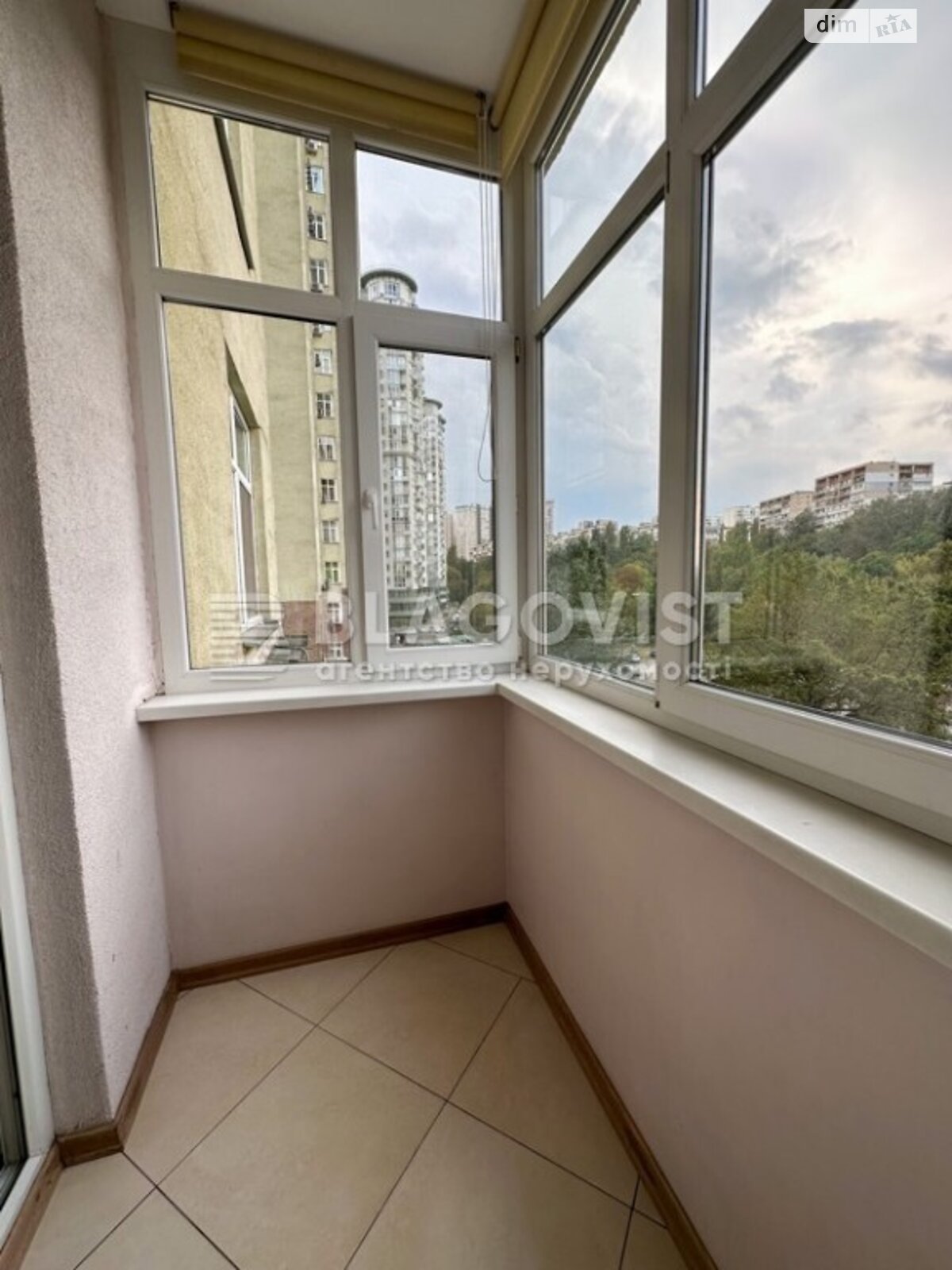 Продажа двухкомнатной квартиры в Киеве, на ул. Мокрая 16, район Соломенский фото 1