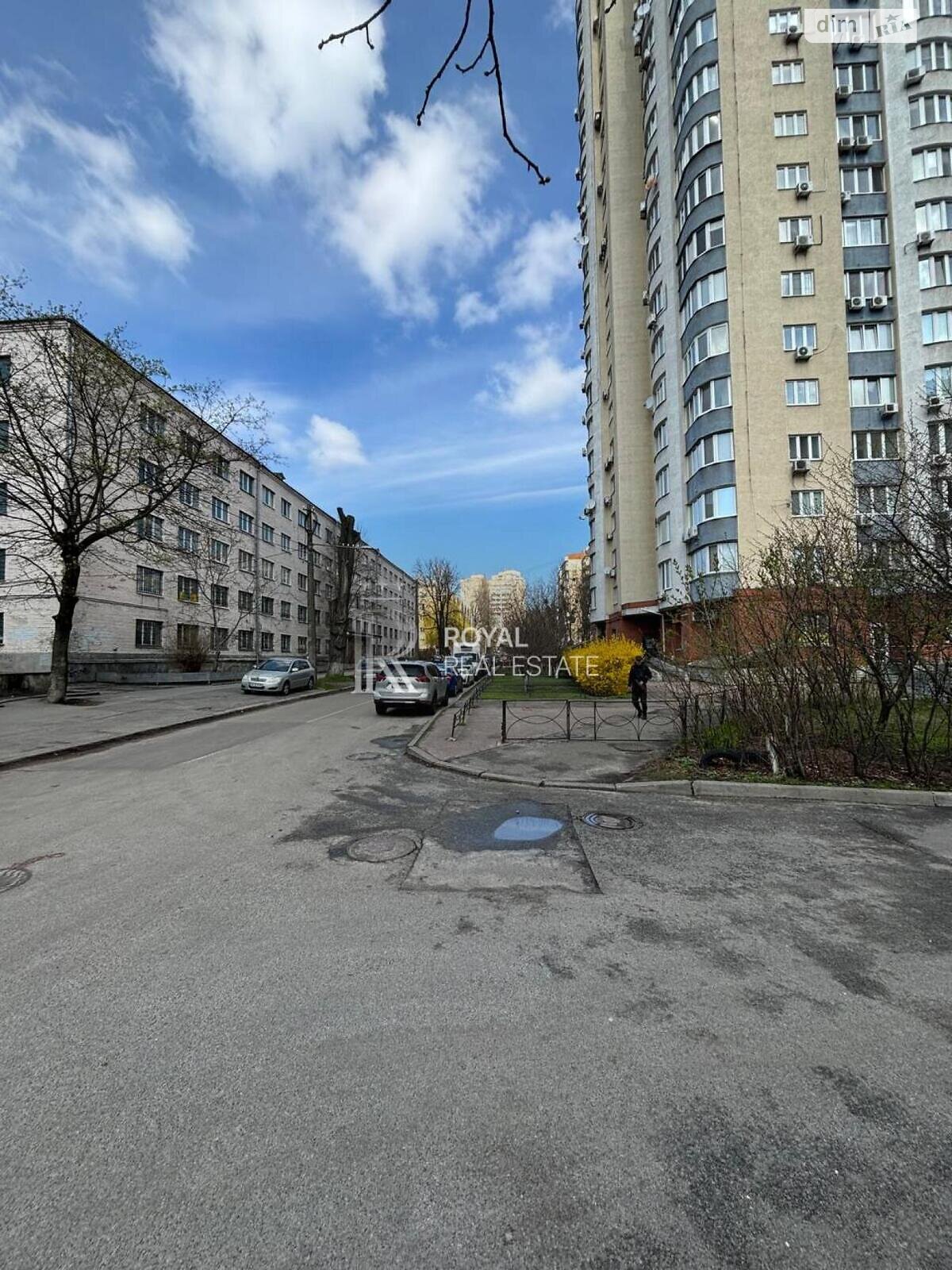 Продажа двухкомнатной квартиры в Киеве, на ул. Нежинская 5, район Соломенский фото 1 Продажа двухкомнатной квартиры в Киеве, на ул. Нежинская 5, район Соломенский фото 1